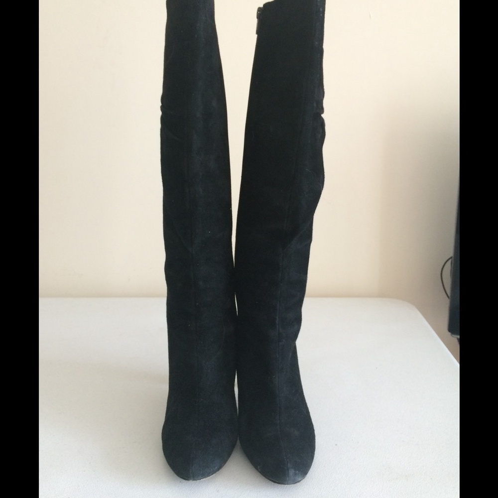 Delman Black Suede High Heel Almond Toe  Knee Boots, Size 6, 🔴